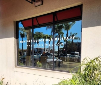 Custom Window Graphics Photo